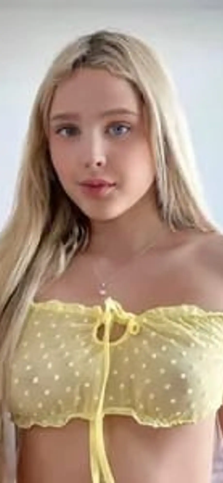 Sasha - 18yo Teen (#1 Rated) OnlyFans profile photo