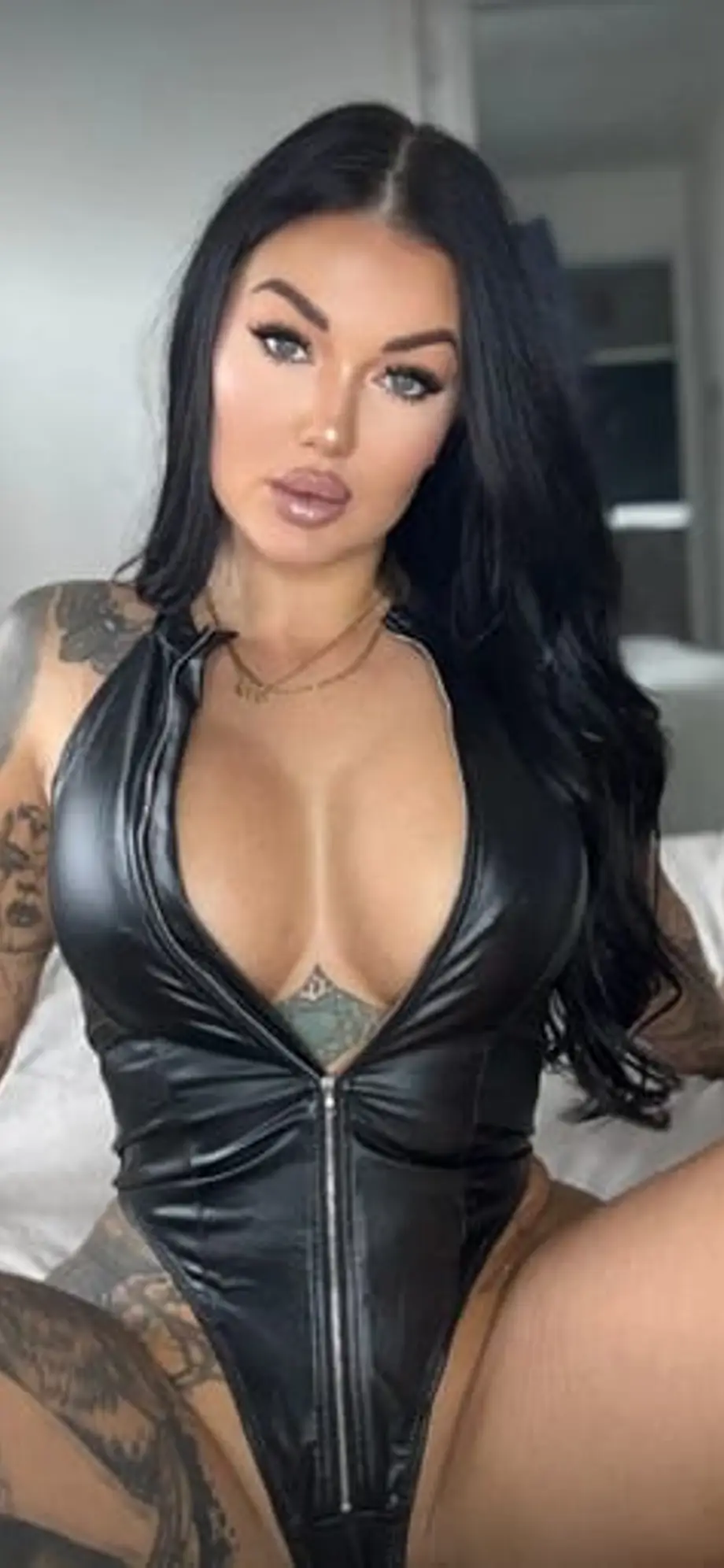 Scarlett - Tattooed & Horny OnlyFans profile photo