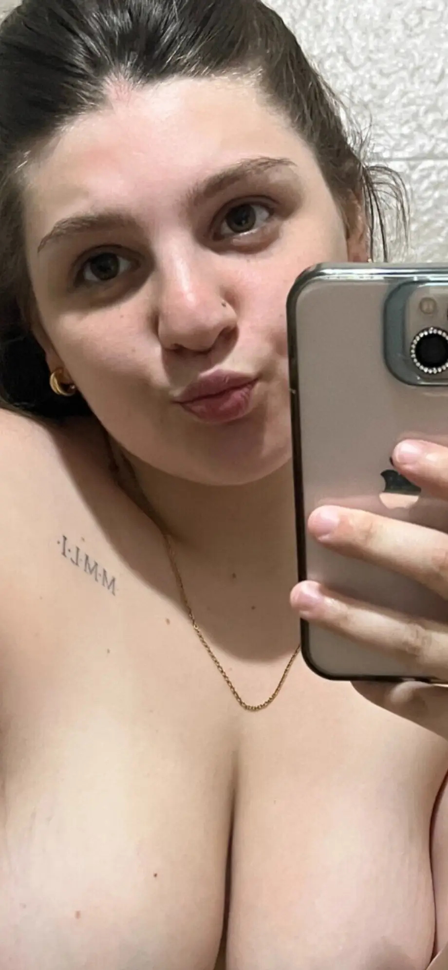 PREGGO MILKIES NEXT DOOR 🍼🍼 OnlyFans profile photo