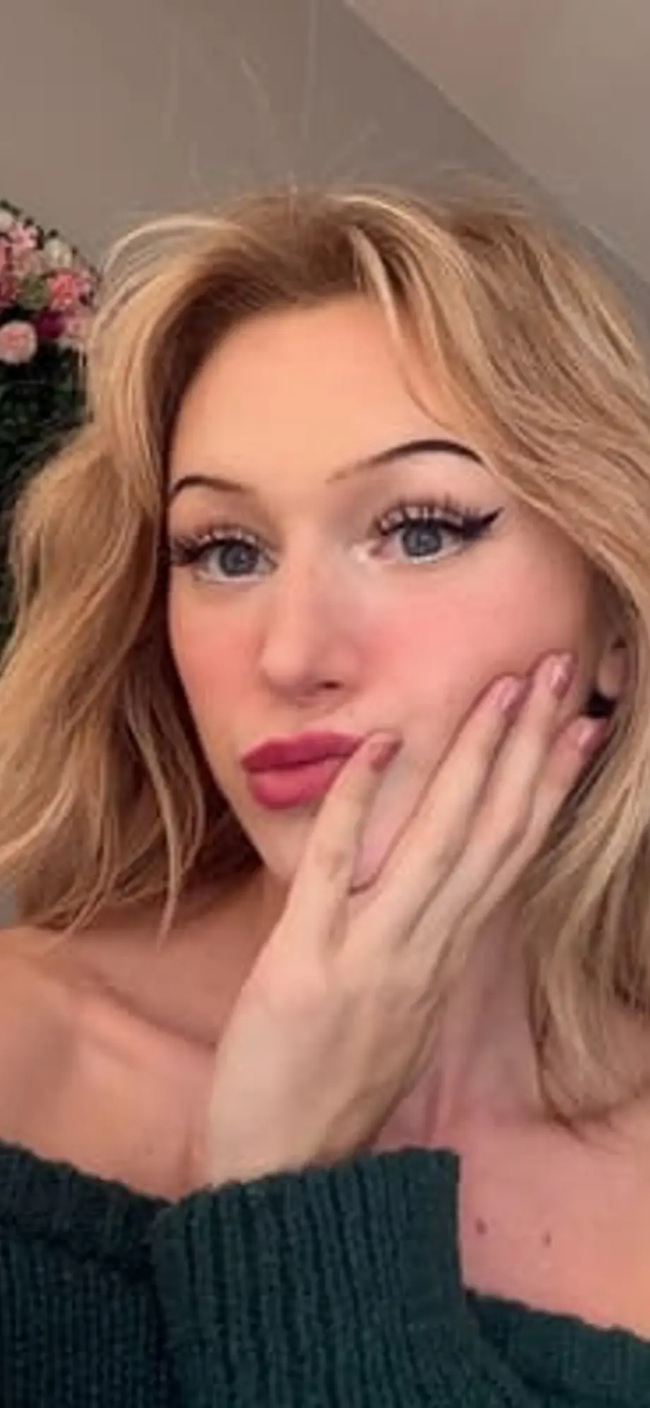 πΈπ½πππ π£² OnlyFans profile photo