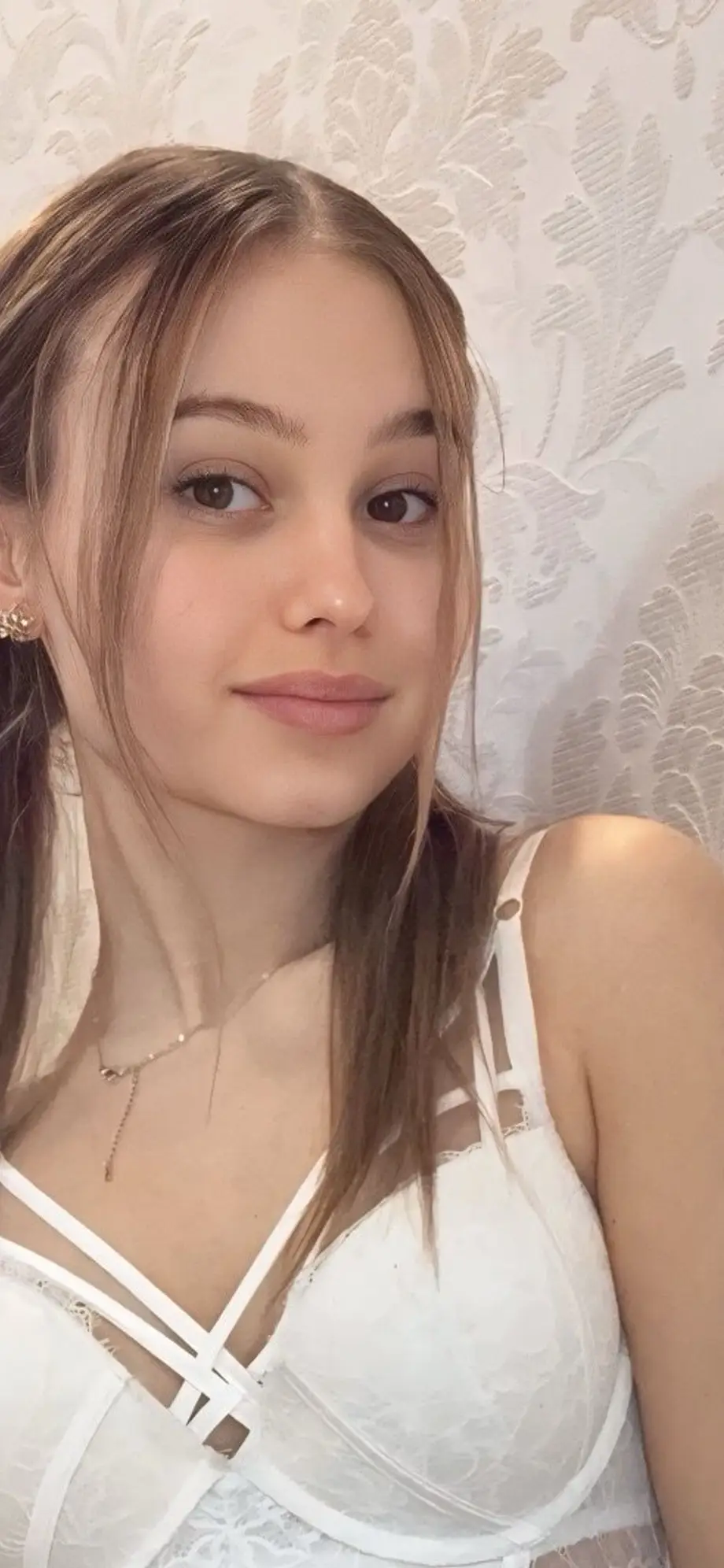Small ๐ผ Liora ๐โโฌ OnlyFans profile photo