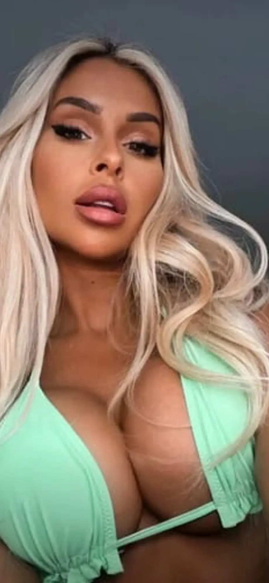 Mistress Mia ๐ Blonde Dom ๐ฑ๐ผโโ๏ธ NEW OnlyFans profile photo